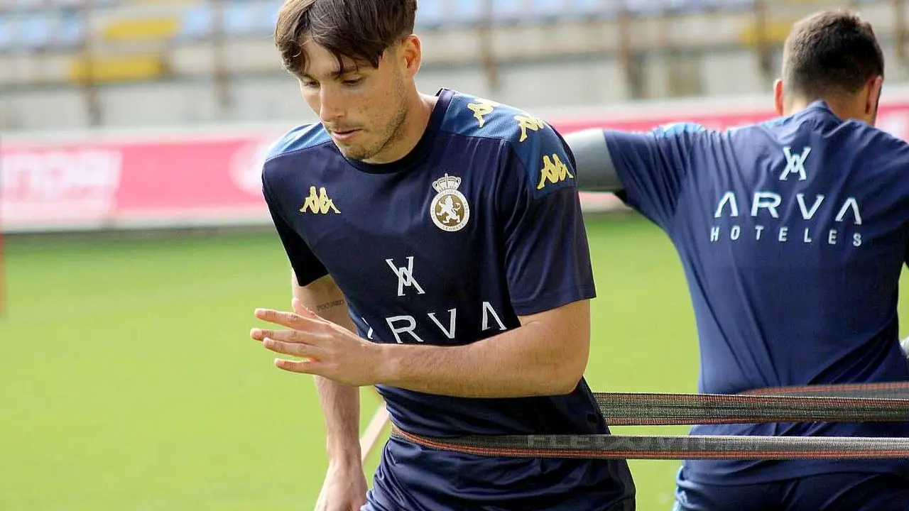 La plantilla de la Cultural, que este martes ha tenido jornada de descanso, regresa a los entrenamientos con la mirada puesta en el Barakaldo.