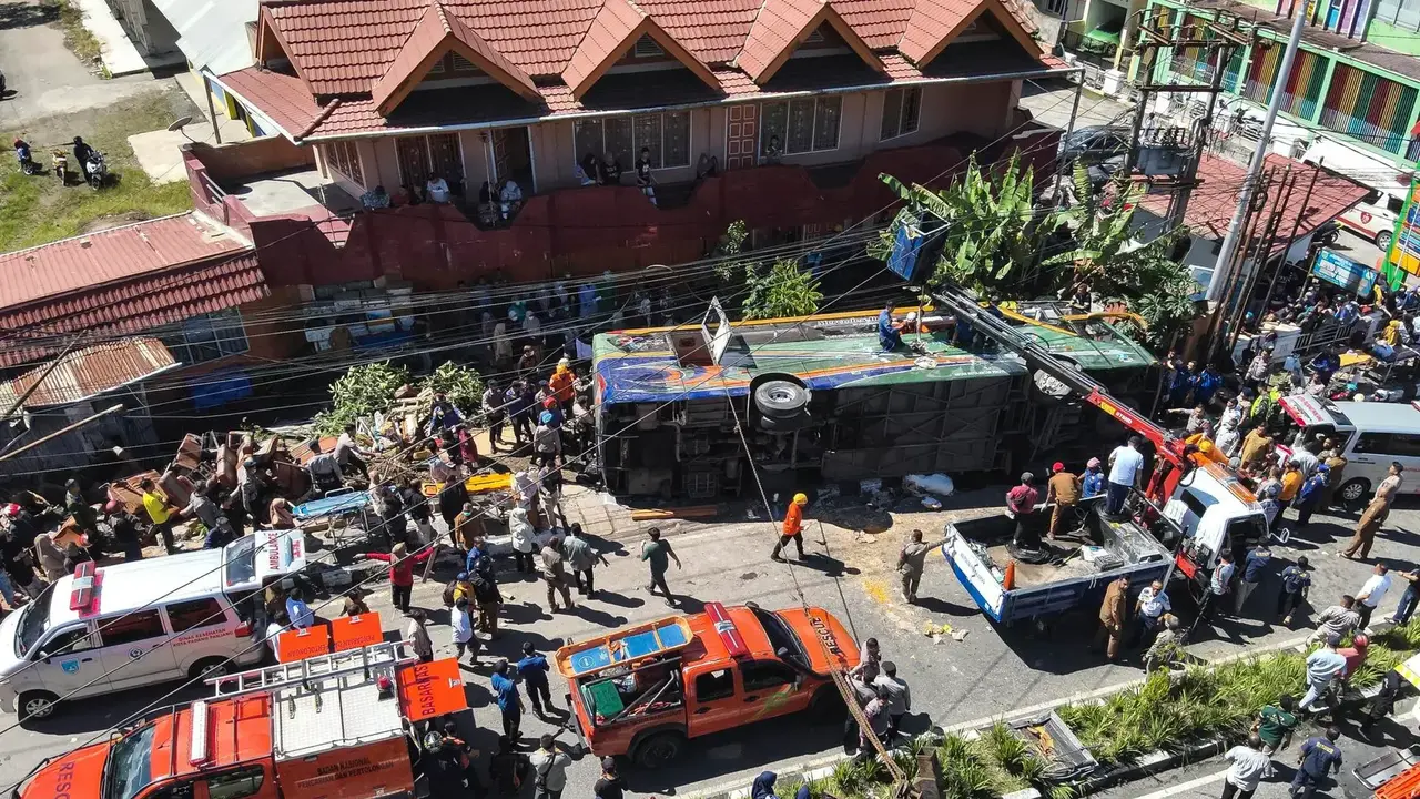 Imagen del autobús después del accidente.