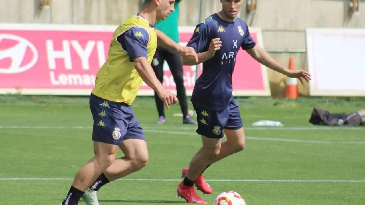 El delantero Manu Justo, durante un entrenamiento.