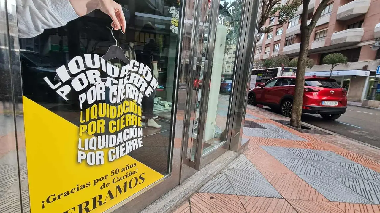 Después de más de 50 años de historia, Diéguez cerrará sus puertas en la céntrica Gran Vía de San Marcos, 13.