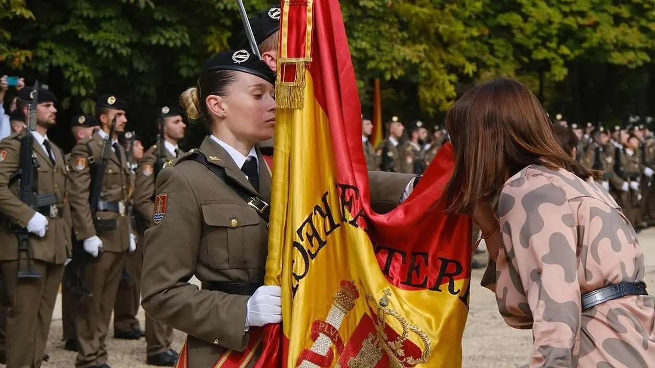 Imagen una la jura de bandera civil.