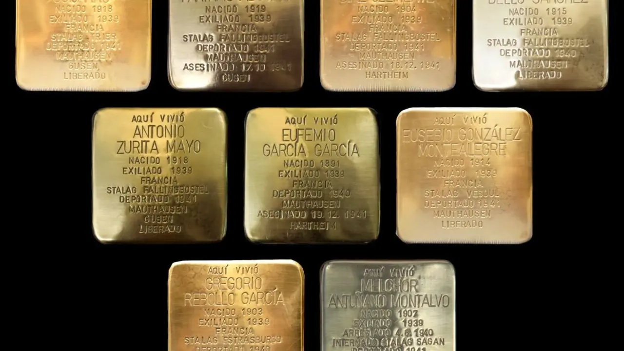 Las piedras para no olvidar o 'stolpersteine'. / FORO POR LA MEMORIA