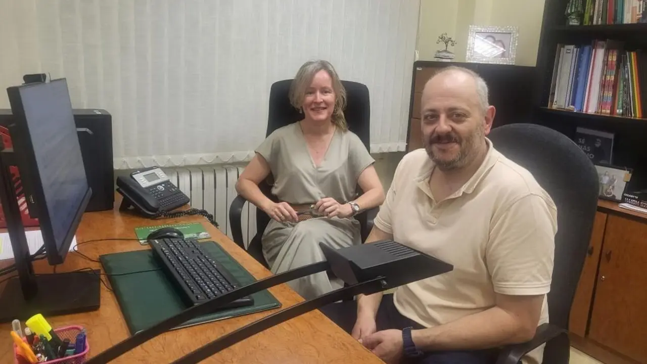 Los profesores de la ULE Rosana Fuentes y José Luis del Campo Villares han sido los encargados de esta pionera investigación que se presentará en jornada ‘Wine Land’ en Haro.