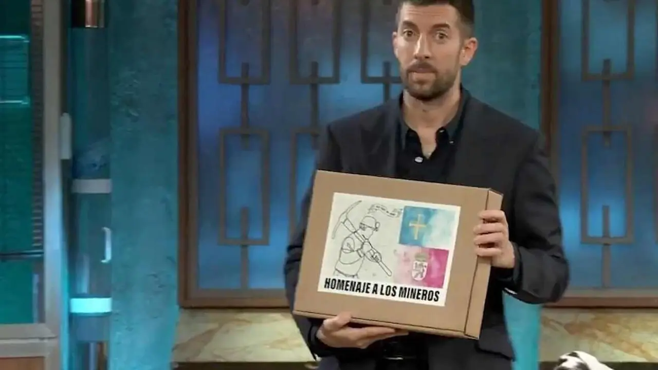 La memoria de los mineros ha sido recordada este jueves por David Broncano en 'La Revuelta'.