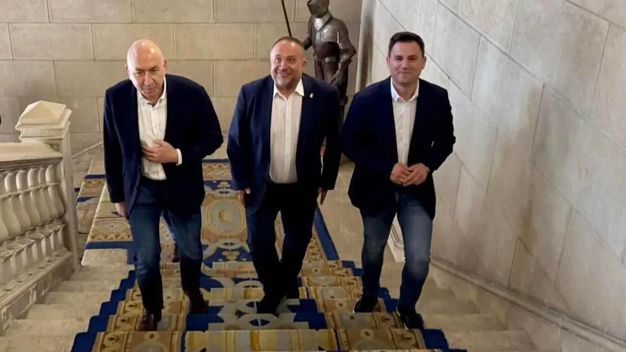 Alejandro Soler subraya en León que "es la hora del cambio en esta Comunidad".