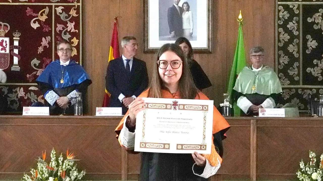 Sofía Blanco Moreno, ganadora del Premio Mariano Rodríguez para jóvenes investigadores en la XXIX edición de la Fundación Carolina Rodríguez