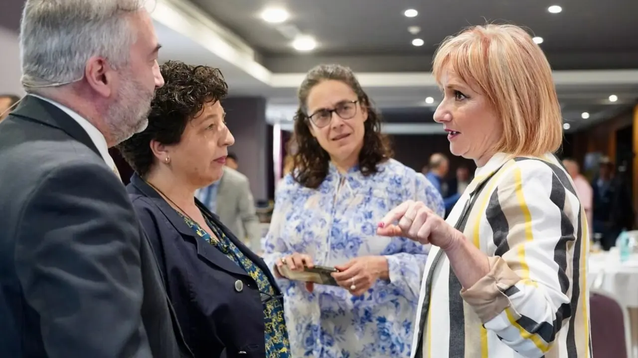 La consejera de Industria, Comercio y Empleo de la Junta, Leticia García, participa en el foro ‘Emprendimiento y empleo: el futuro de Castilla y León’.