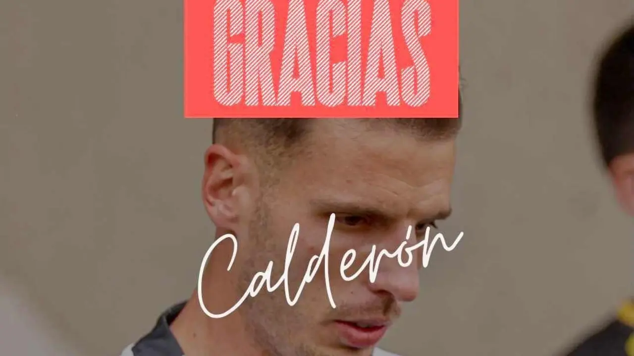 La Cultural dice adiós a Carlos Calderón tras conseguir el ascenso.