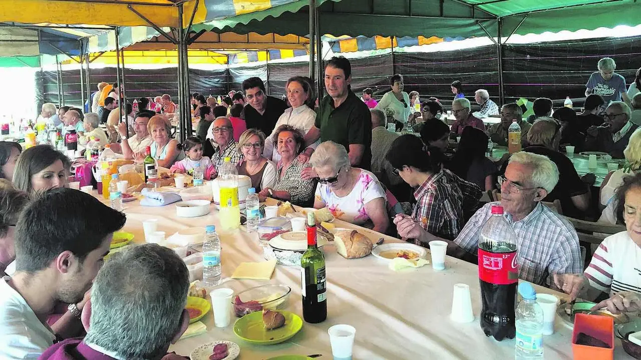 Imagen de un encuentro familiar en la Candamia.