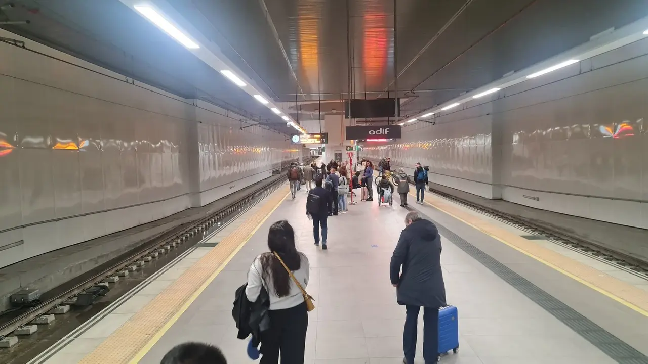 Renfe incorpora nuevo personal a la estación de León.