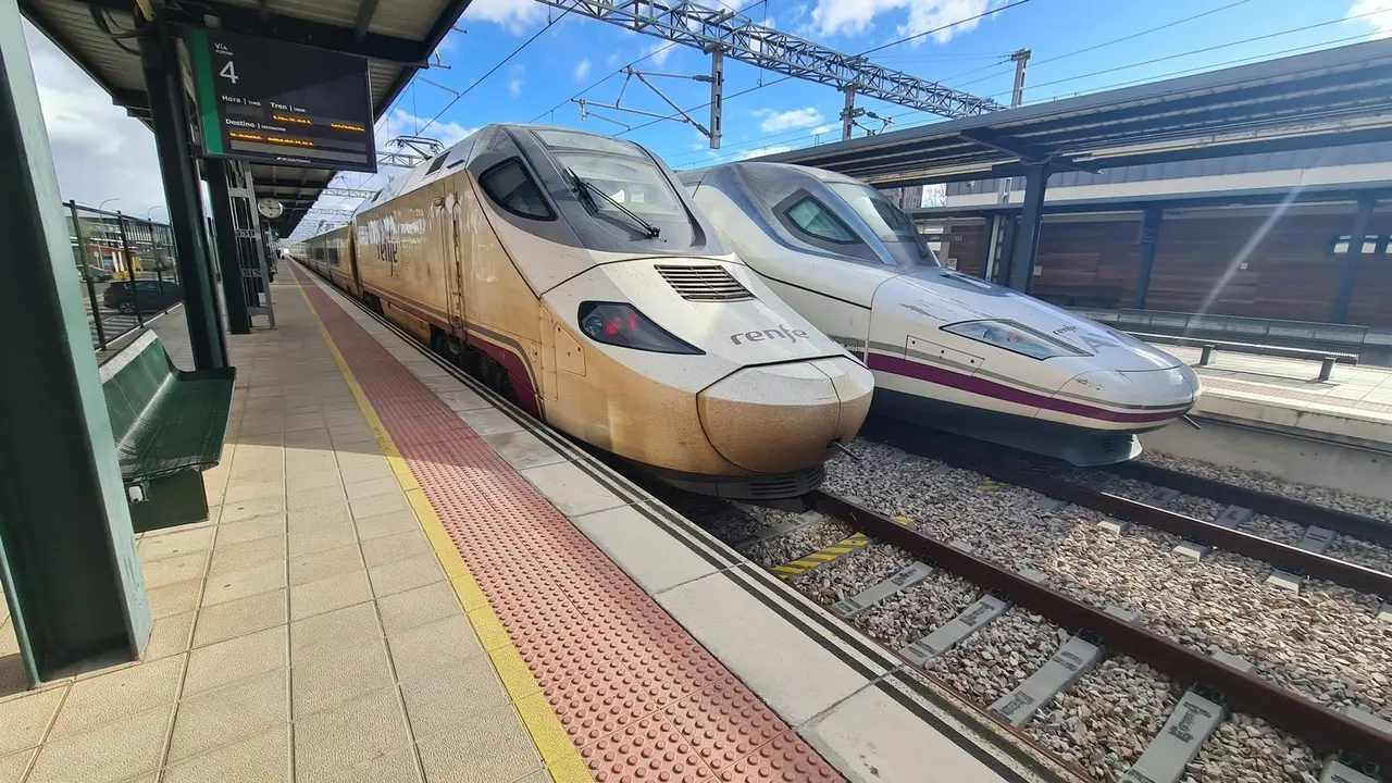 Trenes Ave 122
