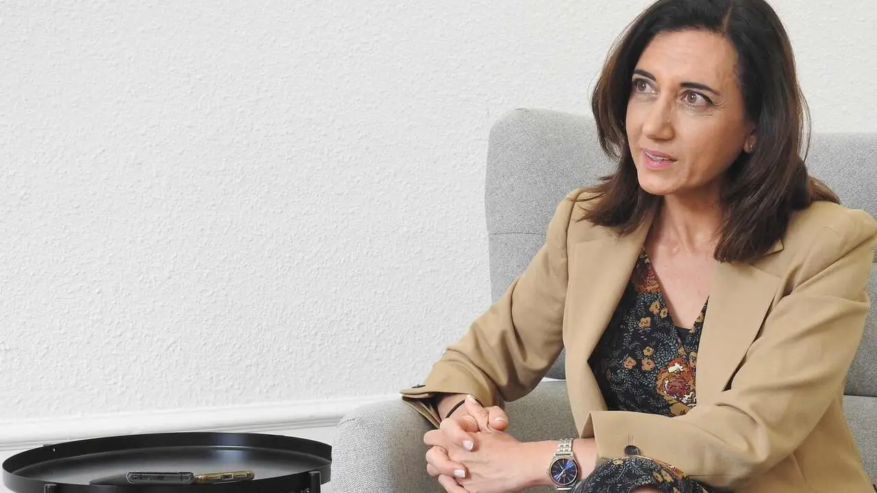 Alicia Gallego, durante una entrevista en Heraldo de León.