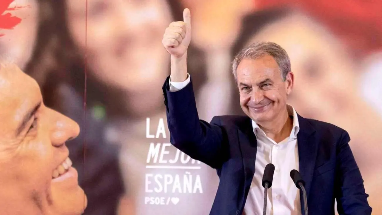 El expresidente del Gobierno José Luis Rodríguez Zapatero durante un acto de campaña del Partido Socialista.