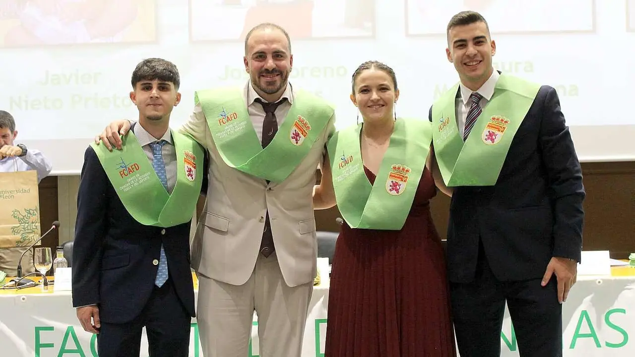 La Universidad de León gradúa a una nueva generación de educadores físicos comprometidos con una sociedad más activa, saludable y humana. Fotos: ULE