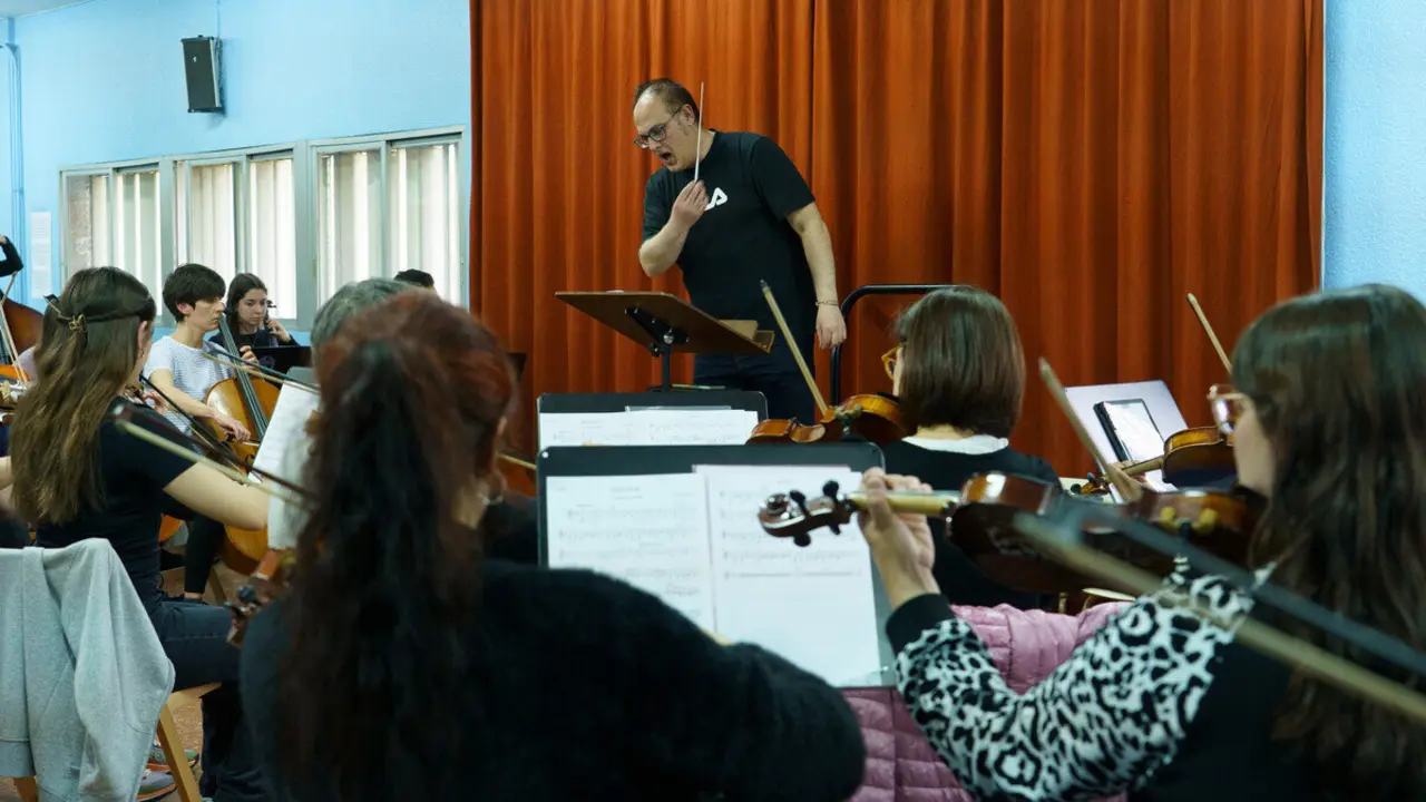Ensayo de la Orquesta Sinfónica de Ponferrada dirigida por Manuel Alejandre