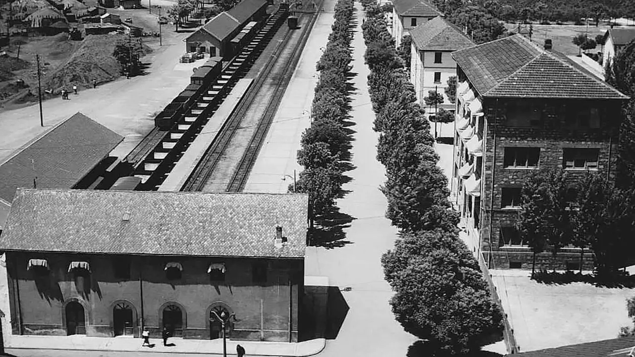 Imagen de la vieja estación de la MSP en Ponferrada. Foto: Granero