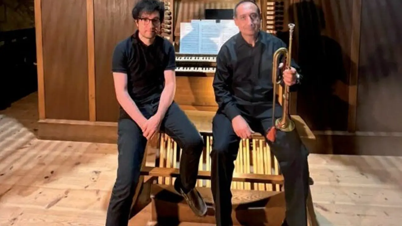 Cum Alta son Basilio Gomarín (trompeta barroca) y Francisco Javier Jiménez (órgano)