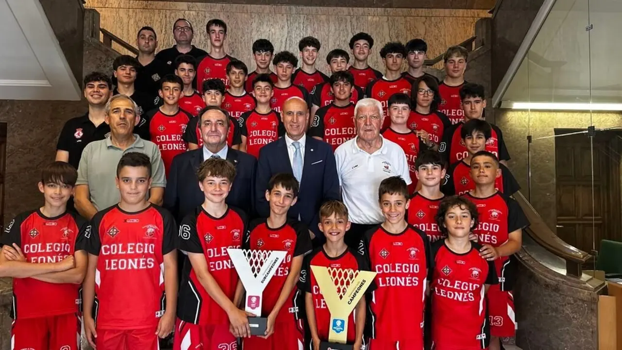 Recepción Baloncesto Colegio leonés.