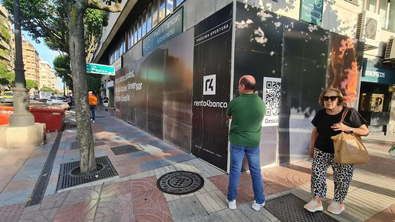 El reconocido local del bar restaurante 'La Oca' da paso a una oficina de banca de inversión de Renta 4.