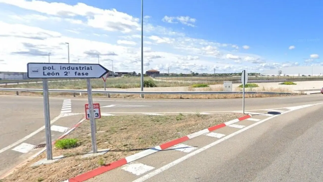 Acceso a la segunda fase del Polígono de Onzonilla