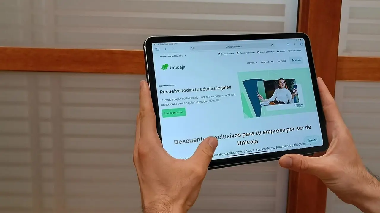 Unicaja alcanza un acuerdo con Legálitas para incorporar sus servicios de asesoría jurídica a pymes y autónomos en 'SolucionaT'.