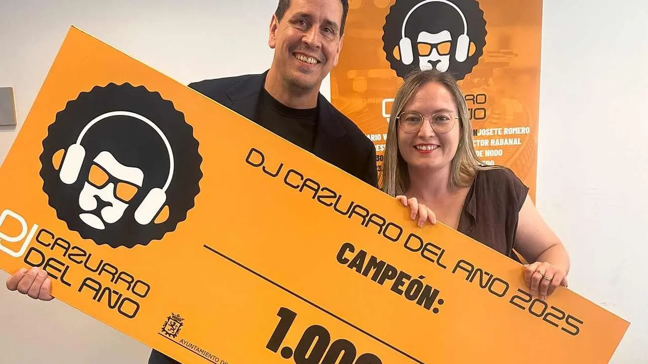 DJ Cazurro, una novedosa iniciativa en las fiestas de San Juan y San Pedro.