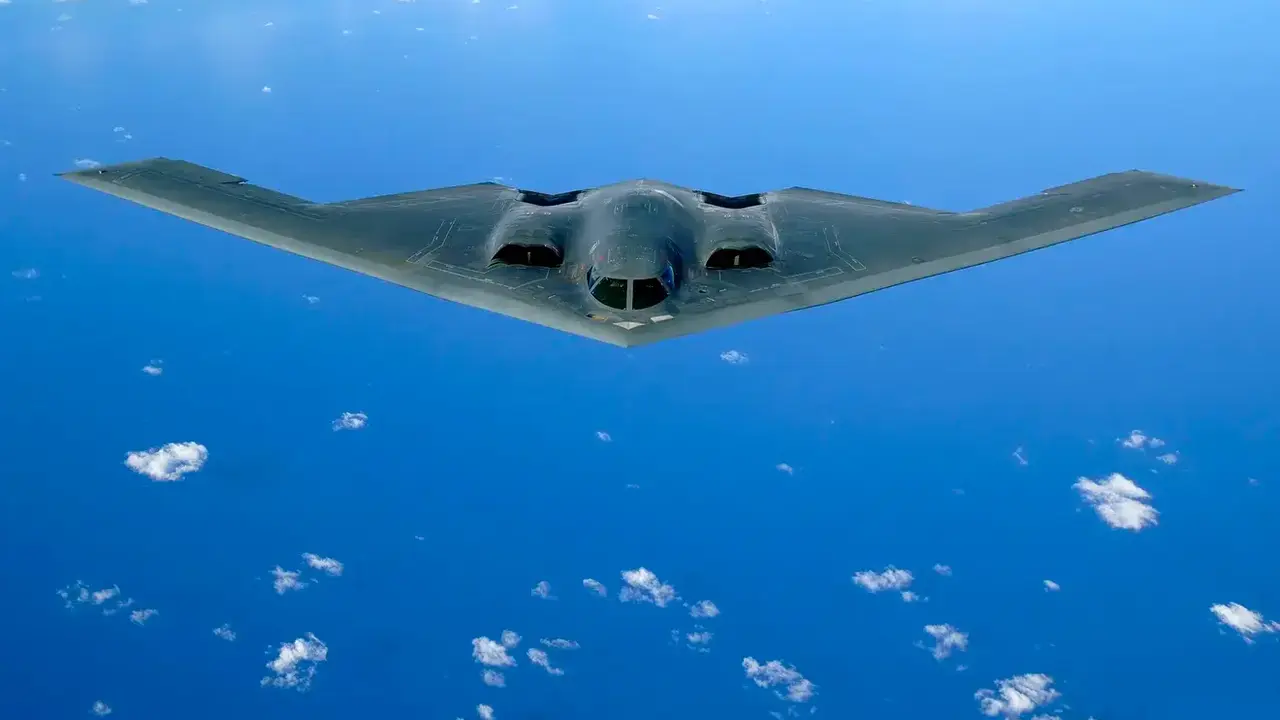 EEUU entra en guerra: tres instalaciones nucleares iraníes, bombardeadas.