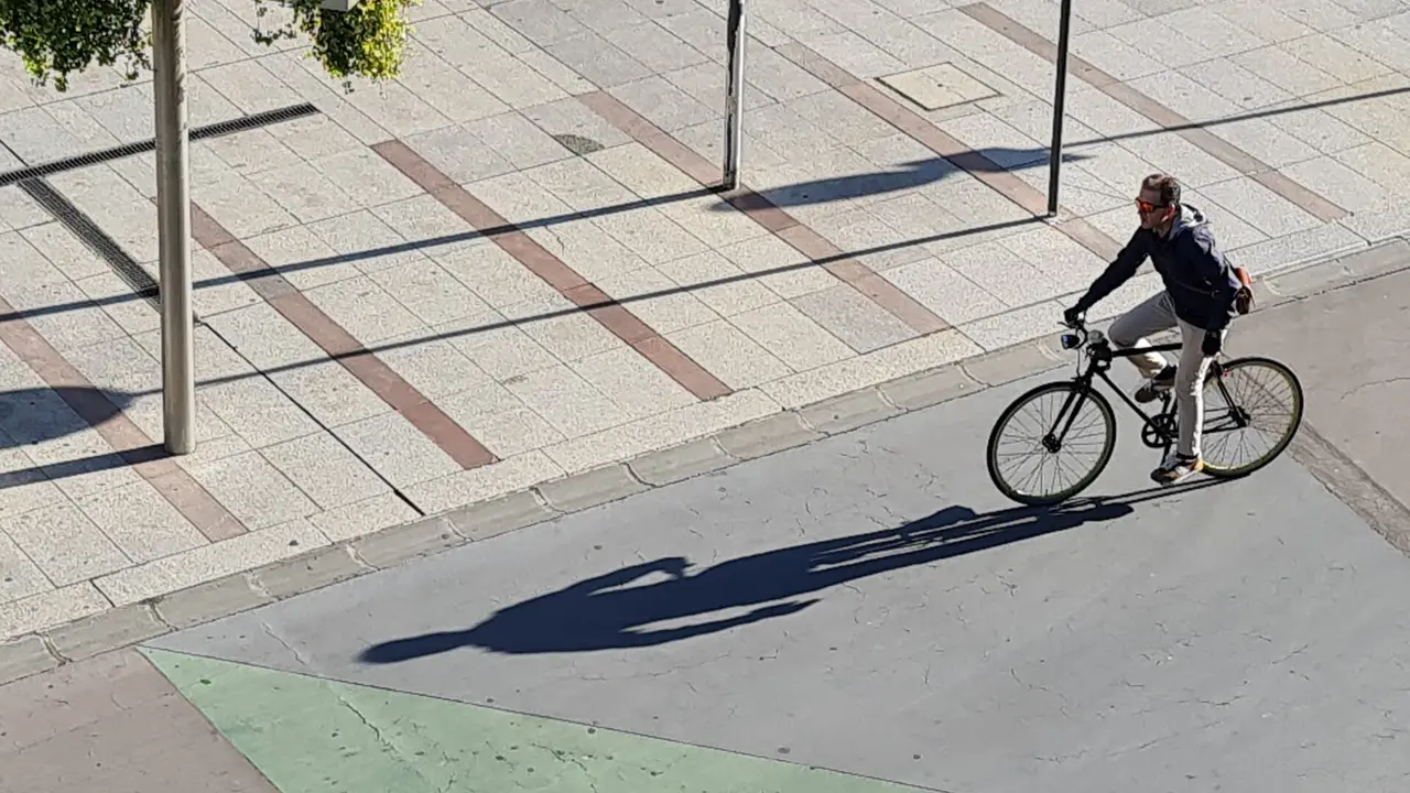 El Ayuntamiento lleva este viernes a Pleno la ordenanza de movilidad que regula la futura ZBE del centro de la ciudad, en cumplimiento con las exigencias europeas.