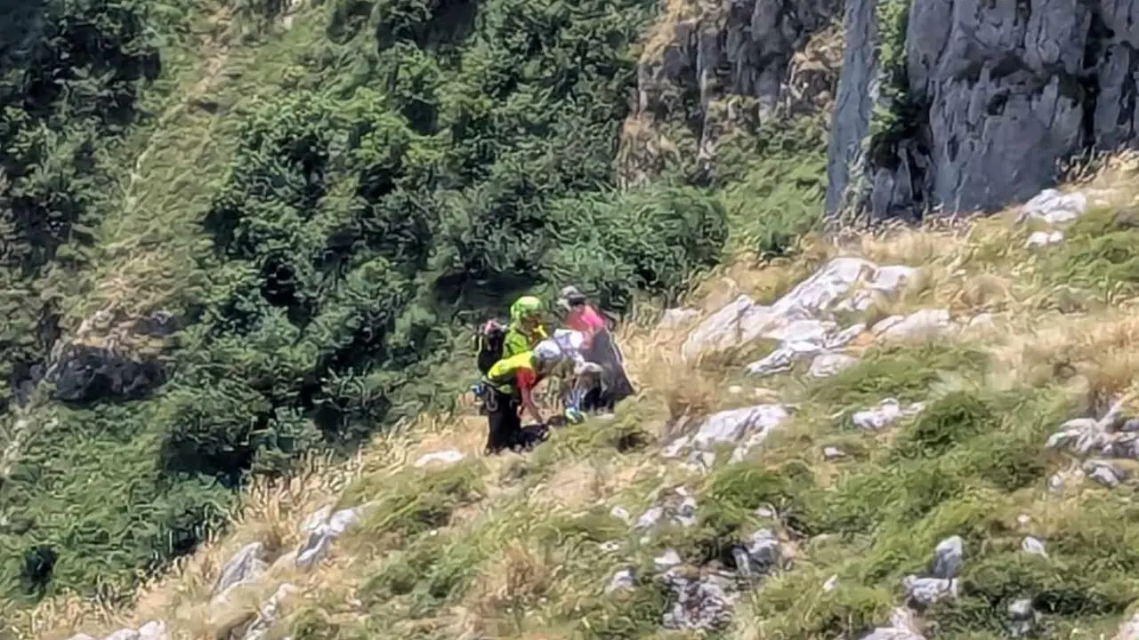 Imagen de los equipos de Emergencias en la zona del rescate.