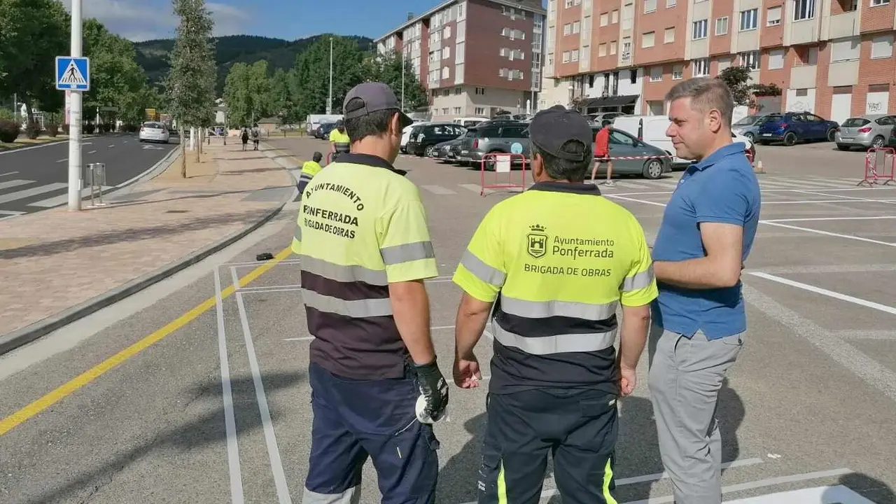 Zona en la que se realiza la ampliación del área de aparcamiento.