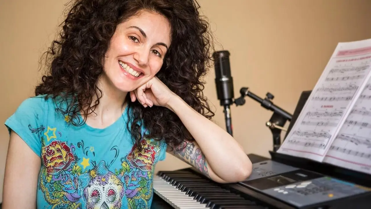 Verónica Costilla, Roni di Capo, en su estudio de grabación. Foto: Devian Drako