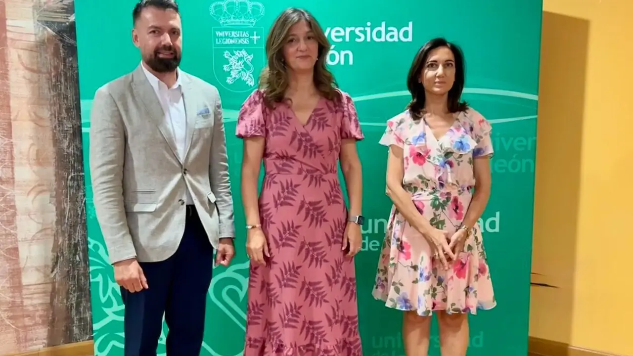 Reunión de la UPL con la rectora de la Universidad de León, Nuria González.