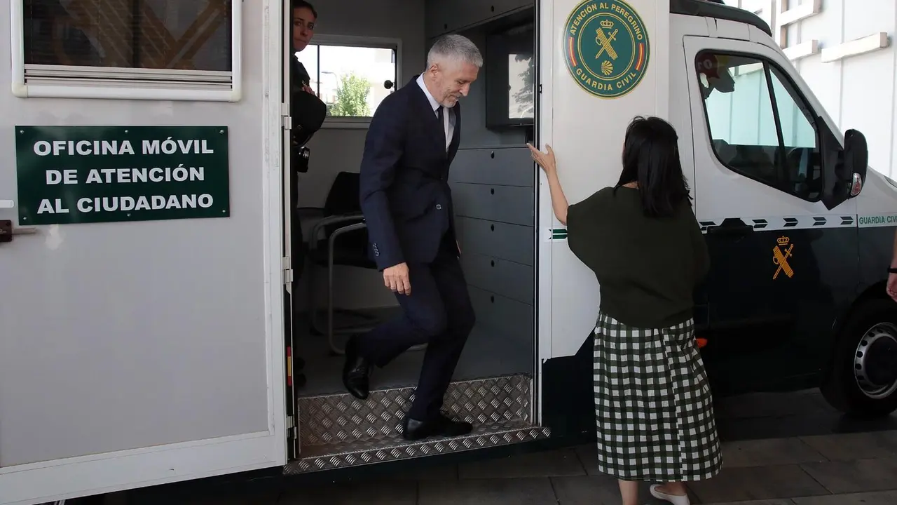 La Guardia Civil adquirirá 40 oficinas móviles de atención al ciudadano en cuatro años y desplegará una por Comandancia. Foto: Peio García
