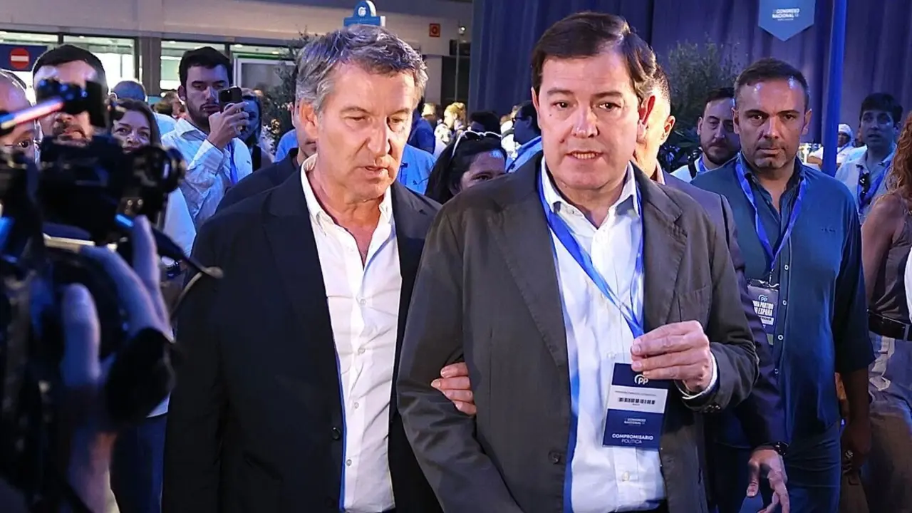 Congreso Nacional del PP, que se celebra bajo el lema ‘Toma partido por España’, con el debate de las ponencias política y de estatutos, los informes de los grupos parlamentarios y la presentación de la candidatura a la reelección de Alberto Núñez Feijóo.