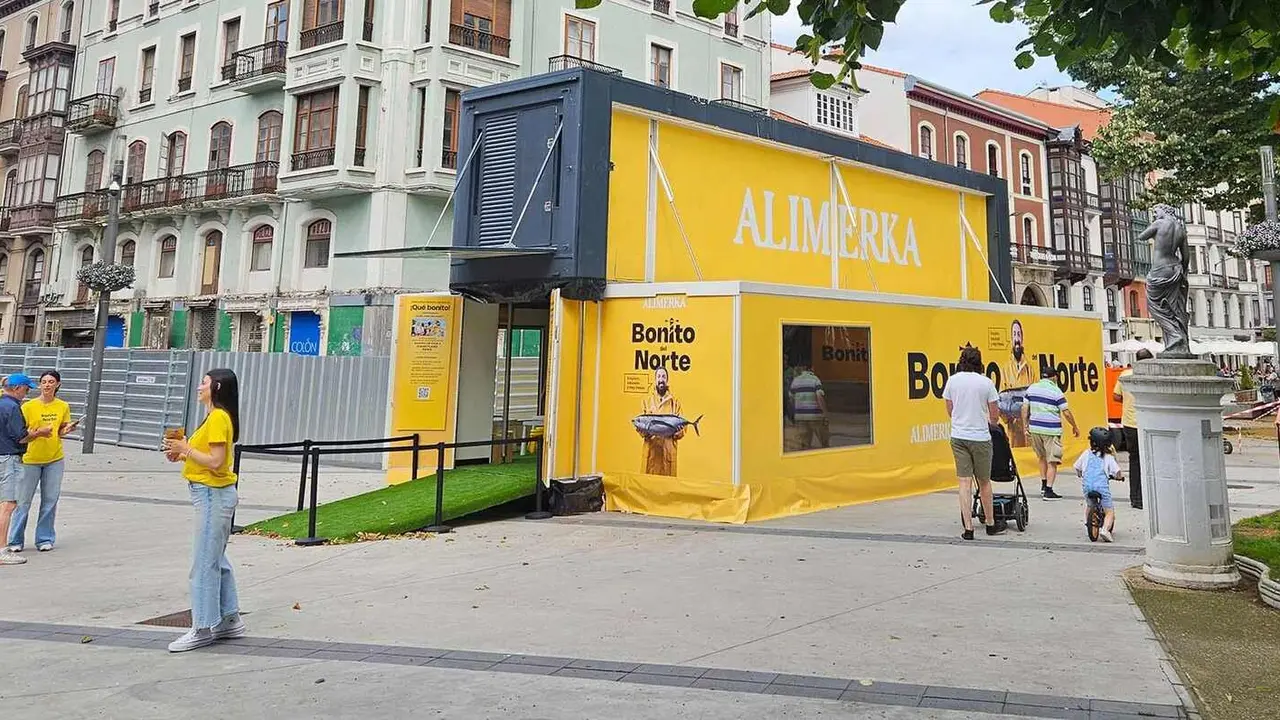 El expo tráiler de la cadena estará en la Plaza San Marcelo este martes 8 de julio, con actividades gratuitas para todos los públicos y sabor 100 % cantábrico.