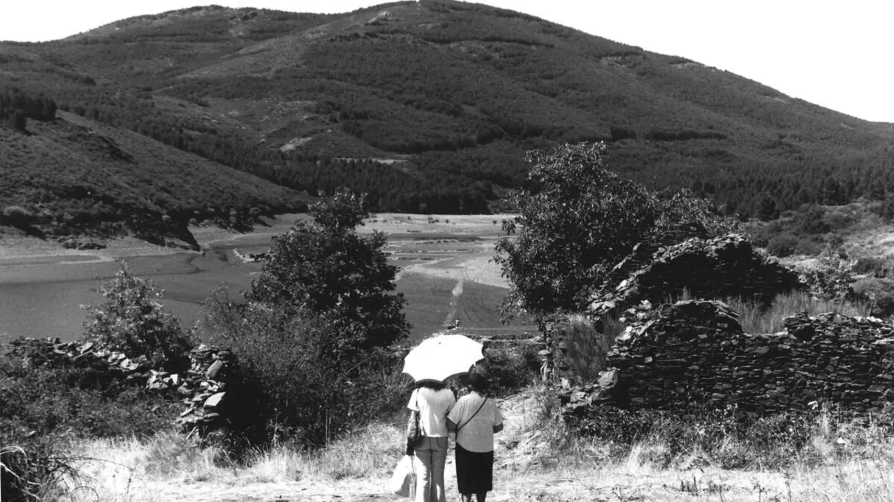 Paisaje de Oliegos, en el entorno del año 2.000, de Luis Miguel Ramos Blanco, perteneciente a la exposición conmemorativa del XXV aniversario. Foto: Luis Miguel Blanco