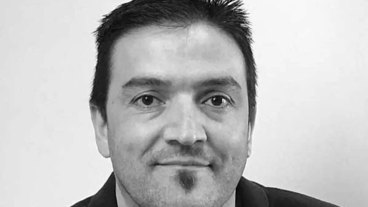 Miguel García Enríquez era concejal de Camponaraya y exalcalde.