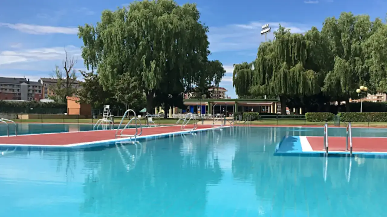 Imagen de las piscinas de La Palomera.