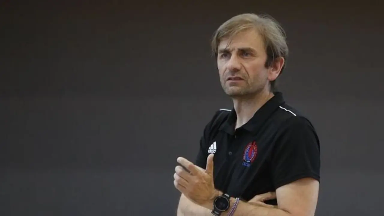 Rafa González, entrenador del Mipelletymas BF León.