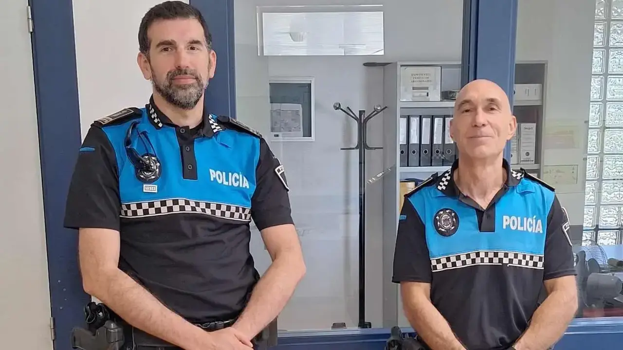 an Andrés del Rabanedo inicia una nueva etapa en la jefatura de su Policía Local. El subinspector Alberto Ferrero ha asumido este 1 de julio la responsabilidad de coordinar a los 40 agentes del cuerpo municipal, tras la jubilación de José Carlos Calvo, quien se despide de la Policía tras 40 años de servicio.