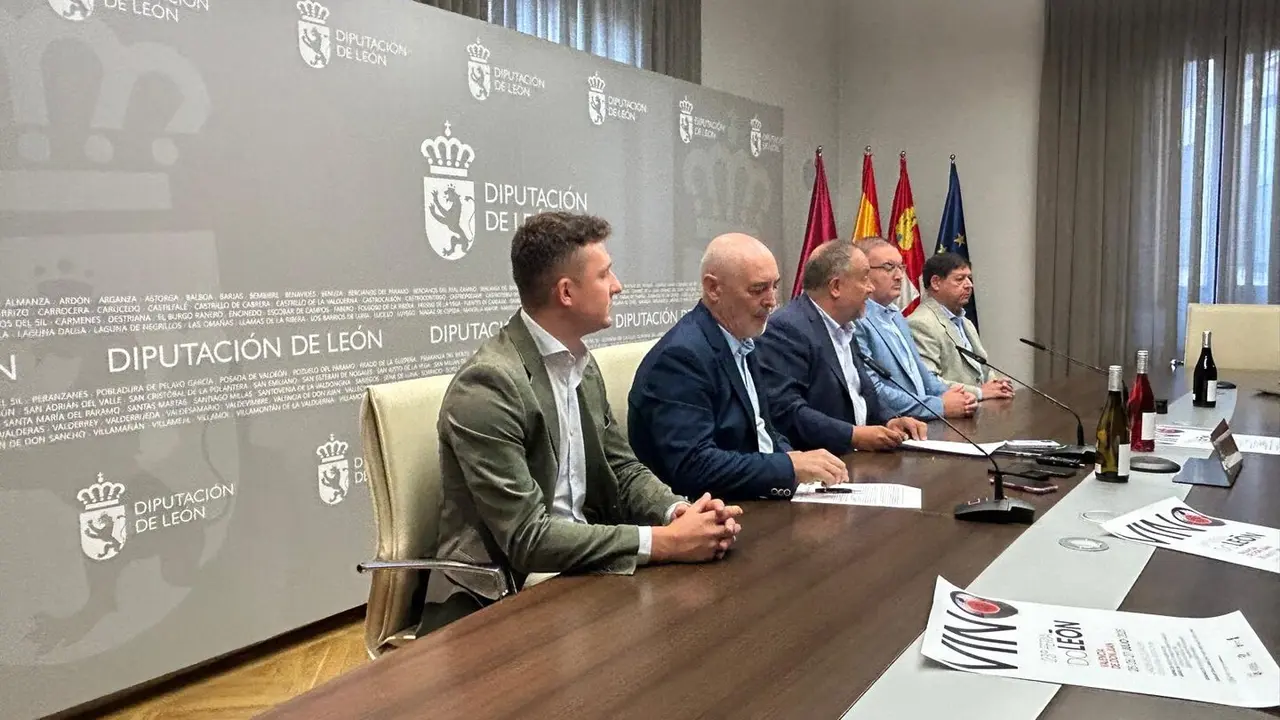 Un instante de la presentación realizada en rueda de prensa.
