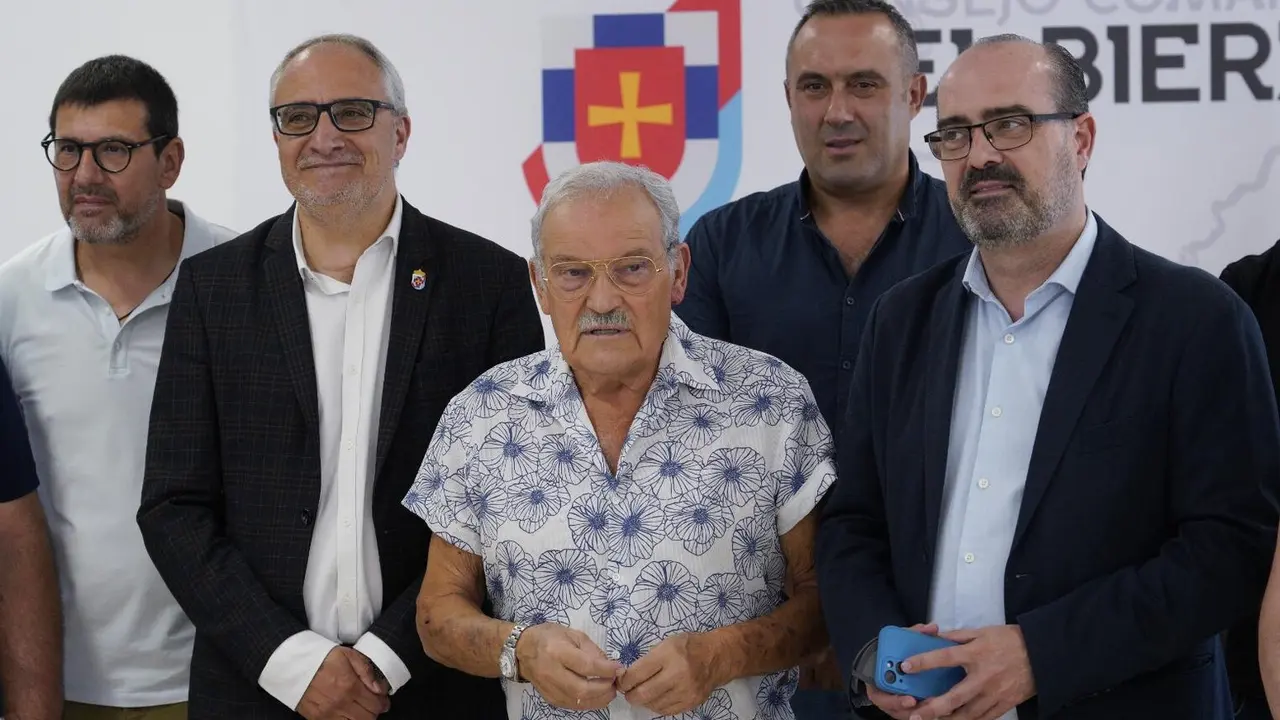 El presidente de la Fundación Prada a Tope, José Luis Prada, durante la presentación de la XVII edición de los Premios Palacio de Canedo