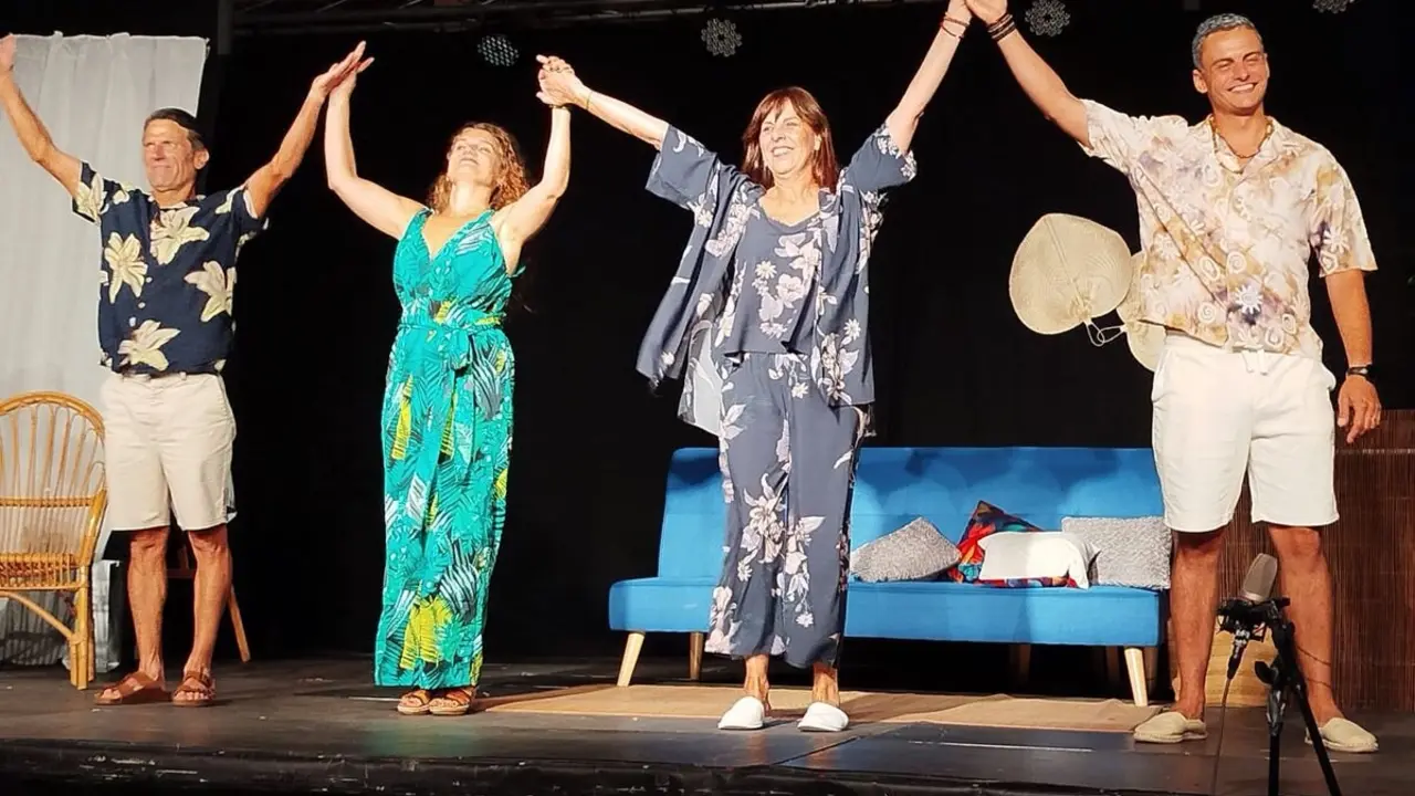 La Semana de Teatro Intergeneracional en la Calle de Villabalter reúne a seis grupos y un cuentacuentos