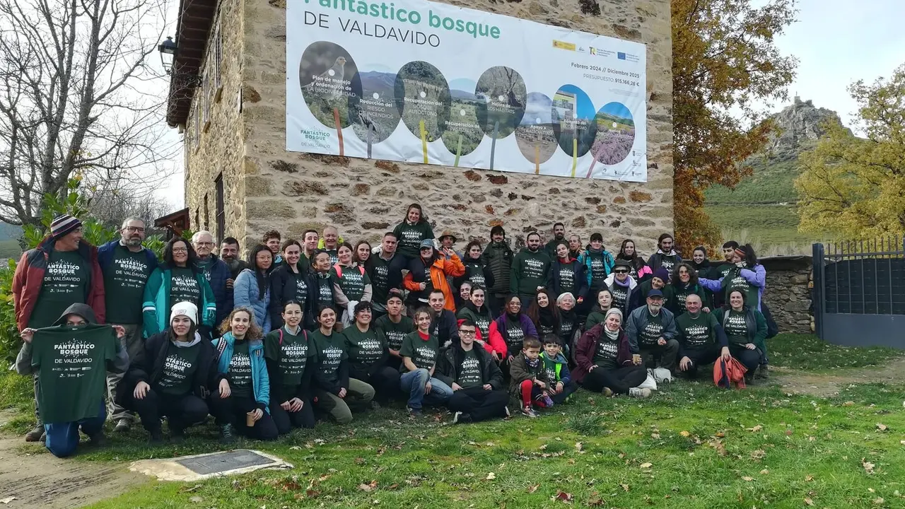 El proyecto Fantástico Bosque llena Valdavido (León) de actividades culturales, medioambientales y educativas.