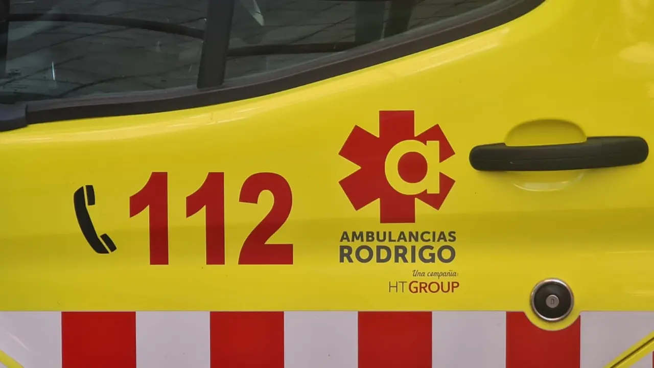 Imagen de una ambulancia de Emergencias Sacyl.