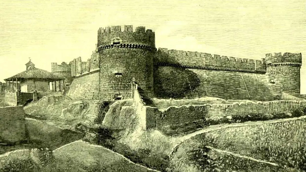 Imagen histórica del castillo de Grajal de Campos, el primero que es artillero en España.