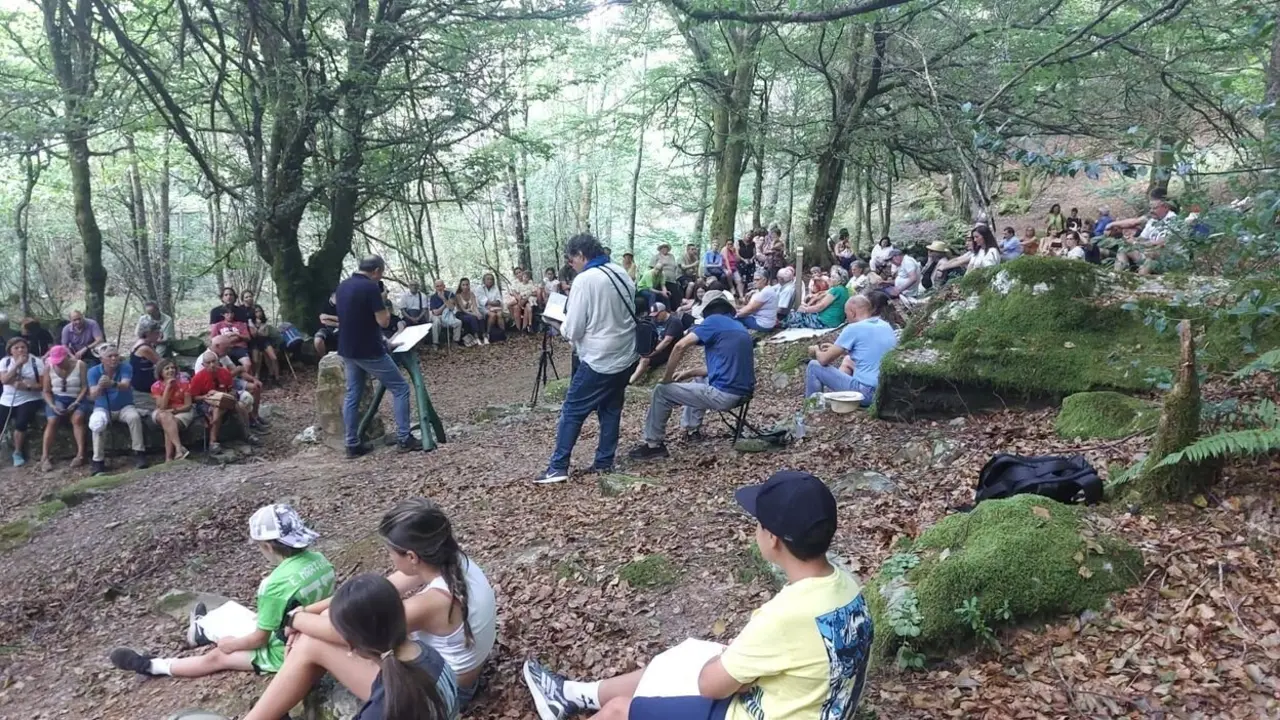 La poesía regresa al Hayedo de Busmayor (León)