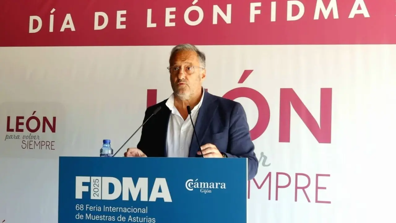 cARLOS POLLÁN FERIA DE MUESTRAS 1