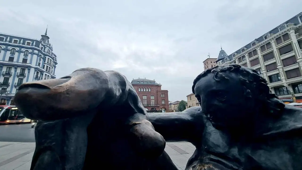 Cielo cubierto en León capital a primera hora de este miércoles.