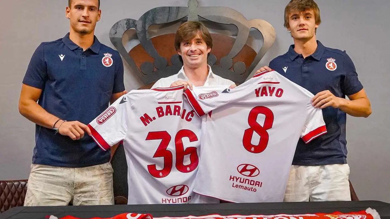Presentación de Yayo y Matía Barzic en la Culutral Leonesa.